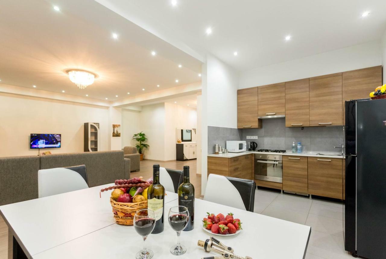 Tbilisi Sweet Home Apartment Eksteriør billede